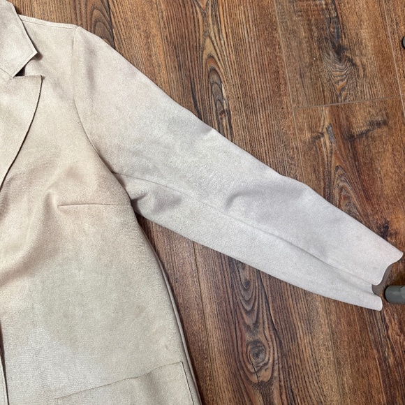 Faux Suede Peak Lapel Jacket - Picture 10 of 11